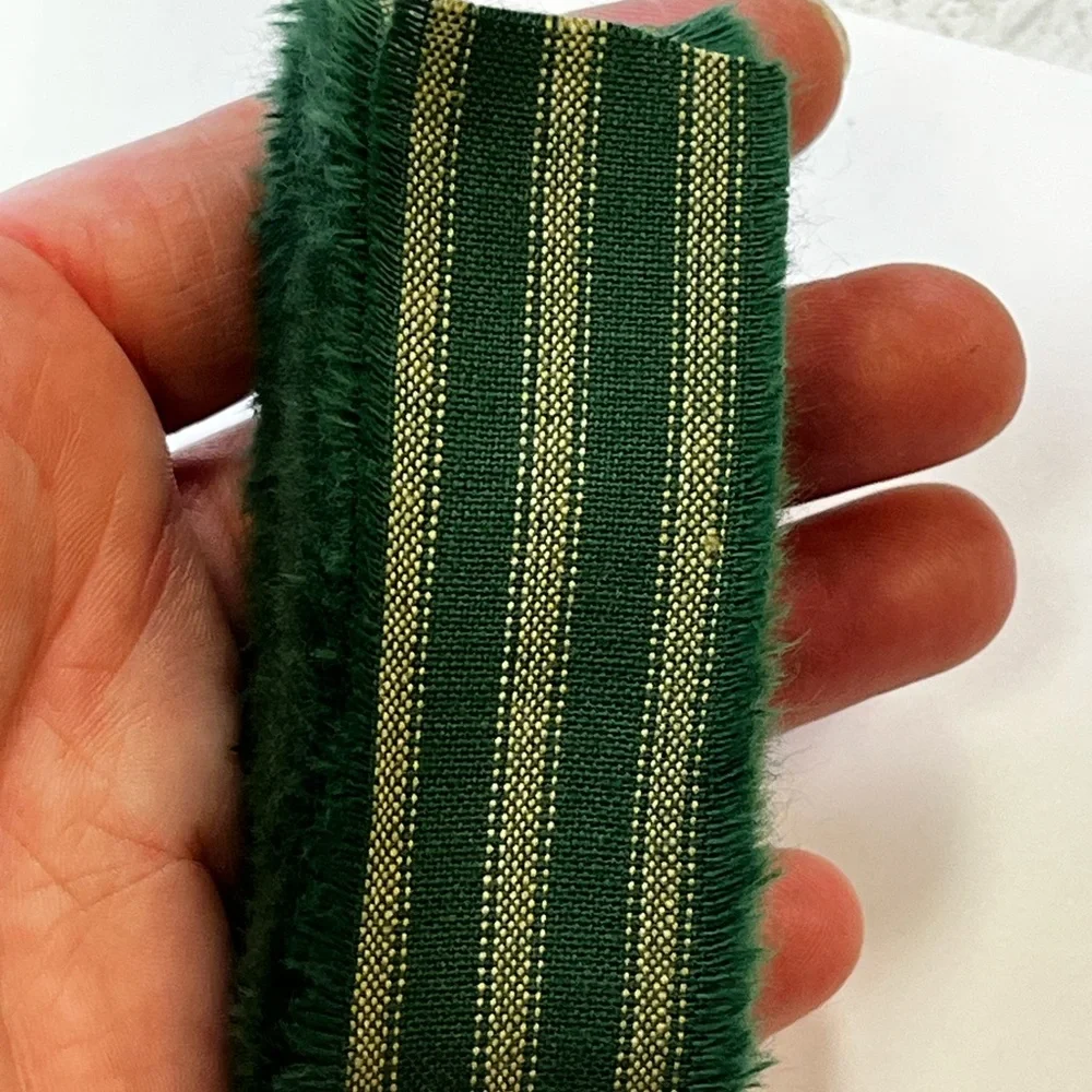 New item 4 Yard Fabric Ribbon Strip 1-1/4” wide HOMESPUN green stripe Christmas